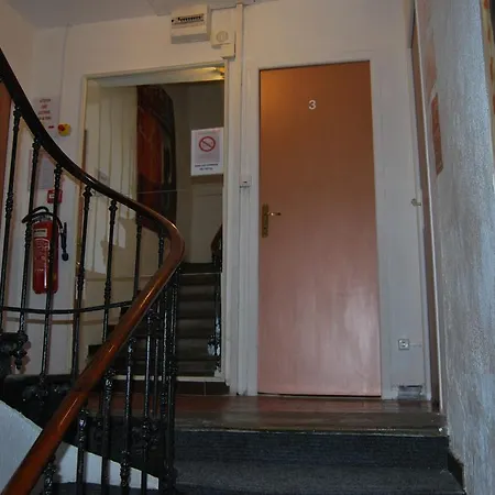 Le Revelois Otel Béziers