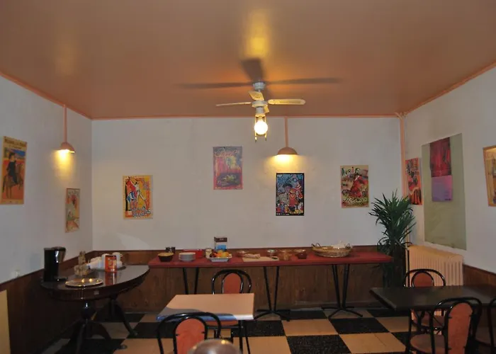 Le Revelois Restaurant *